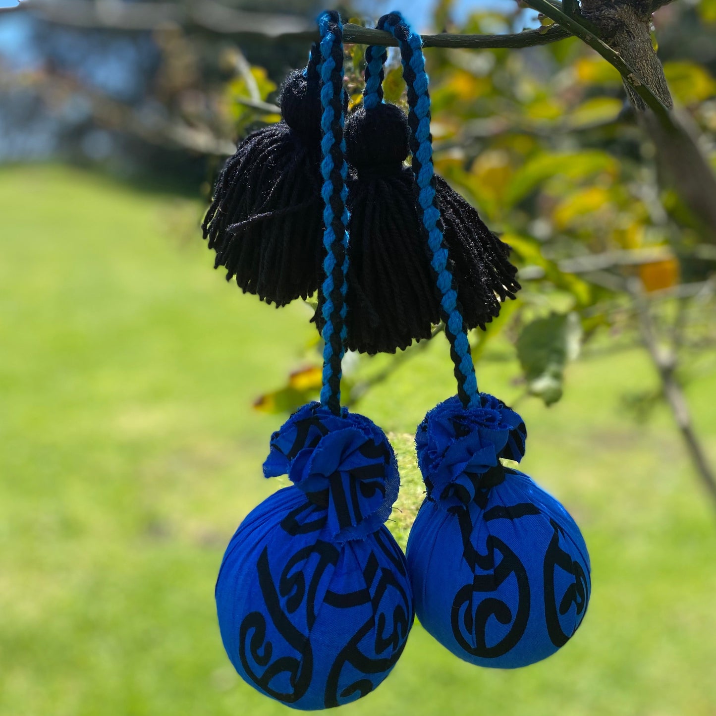 Poi Maori Blue Mangopare Blue and Black cord